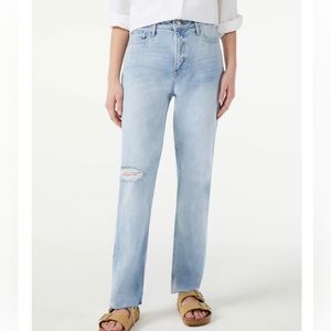 NWT Free Assembly Size 14 Distressed Straight Jean